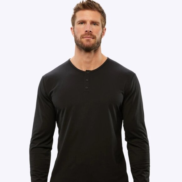 Cuts Clothing Other - NWT Cuts Men AO Long Sleeve Henley Curve-Hem Black Size M & L MSRP $68